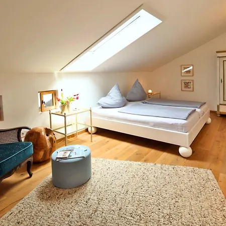 Beim Schmied Apartment *